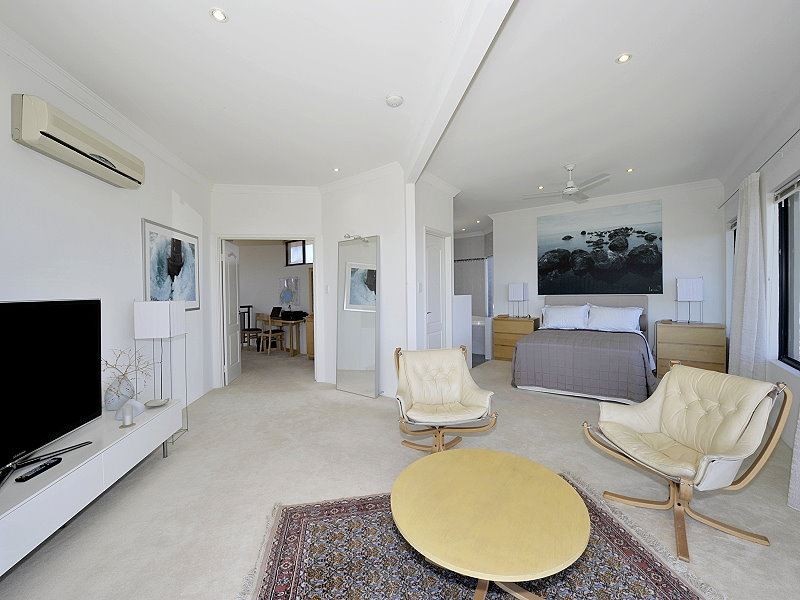 76 Westview Parade, Wannanup WA 6210