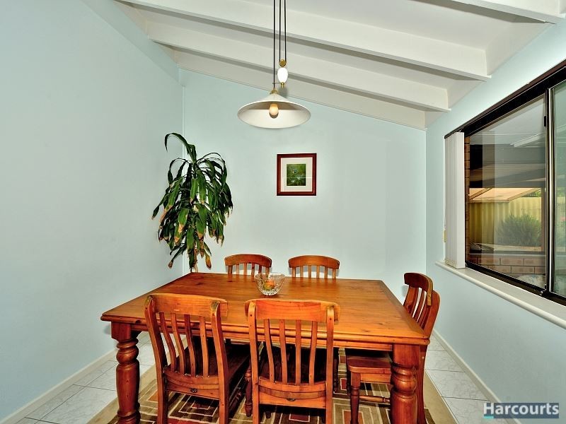 34 Kookerbrook Street, Dudley Park WA 6210