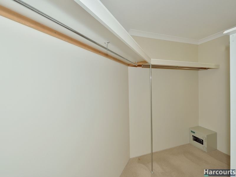 9 Waterville Retreat, Meadow Springs WA 6210