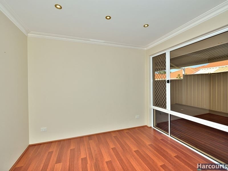 9 Waterville Retreat, Meadow Springs WA 6210