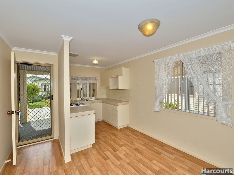 93 Azalea Way, Mandurah WA 6210