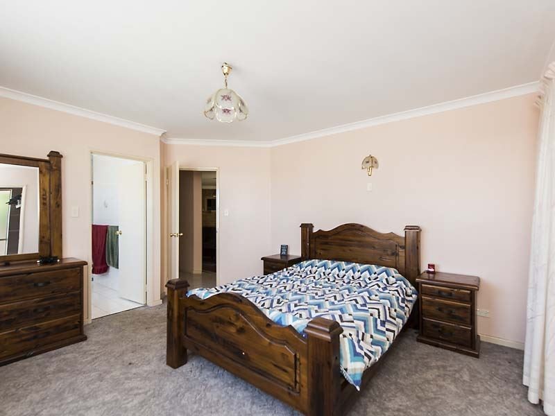 9 Waltham Court, Waroona WA 6215