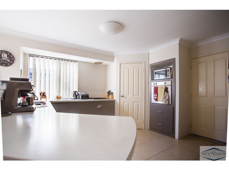 30 Seascapes Boulevard, Halls Head WA 6210