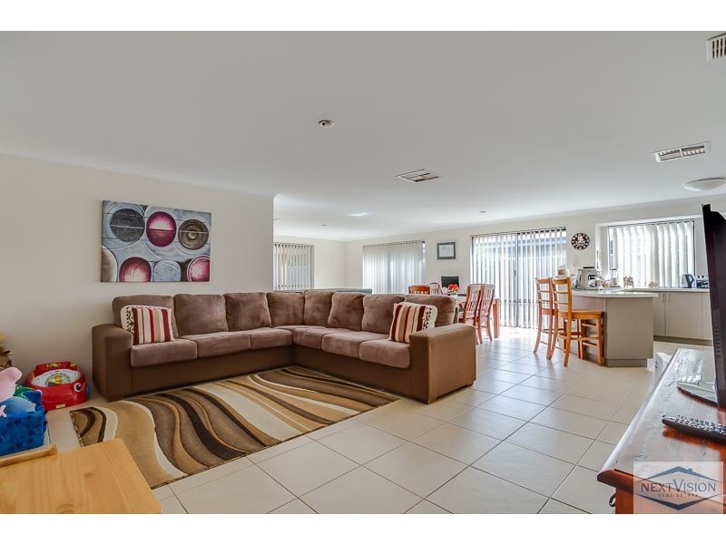 30 Seascapes Boulevard, Halls Head WA 6210