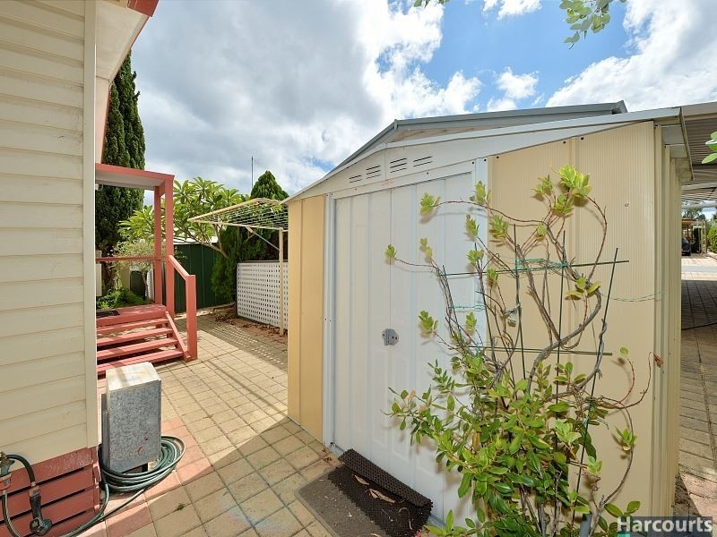 80 Bougainvillia Drive, Mandurah WA 6210