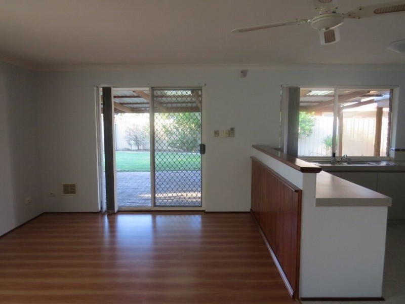 8 Langar Court, Erskine WA 6210