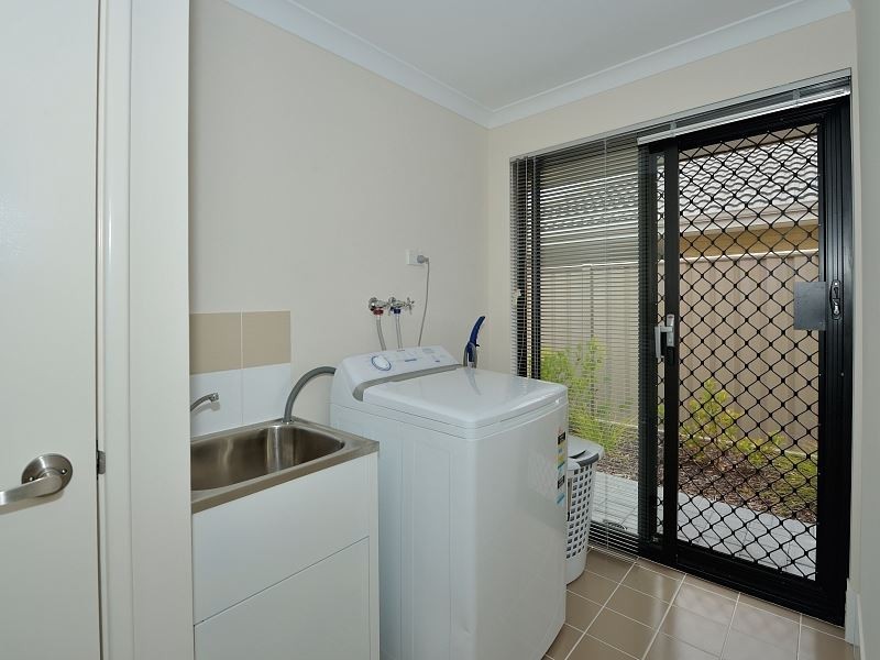 44 Willow Brook View, Meadow Springs WA 6210