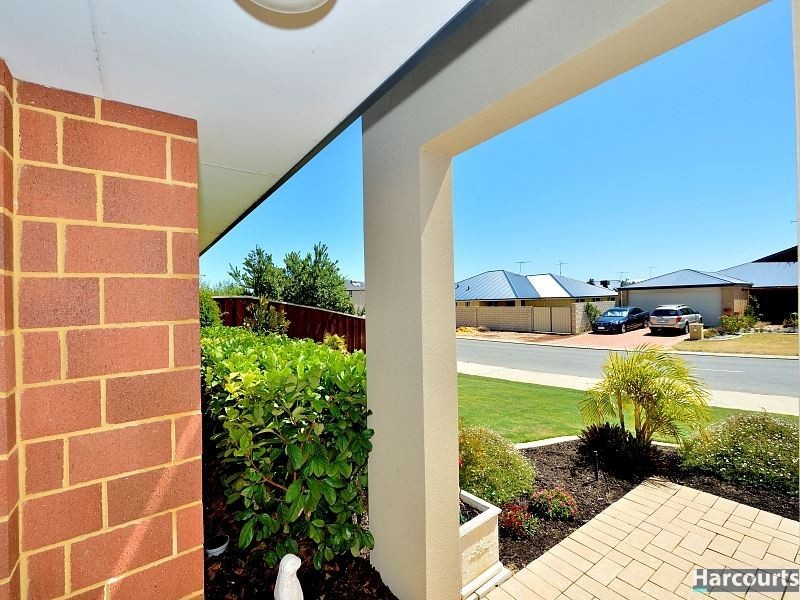 65 Carissa Turn, Halls Head WA 6210