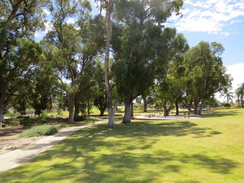 40 Ward Street, Mandurah WA 6210