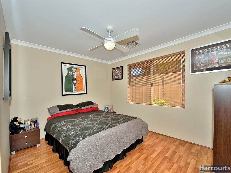 8 Petit Loop, Dudley Park WA 6210
