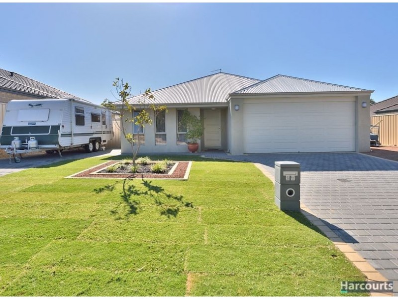 27 Carnaby Drive, Dawesville WA 6211
