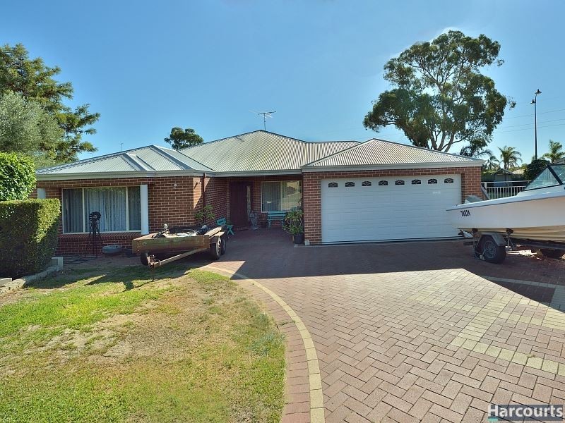 11 Scrubbird Court, Greenfields WA 6210