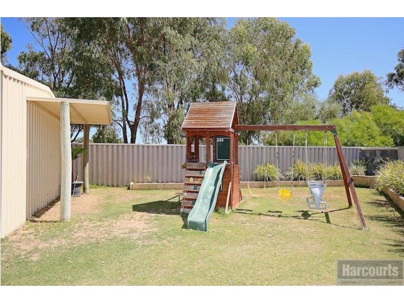 9 Manya Close, Greenfields WA 6210