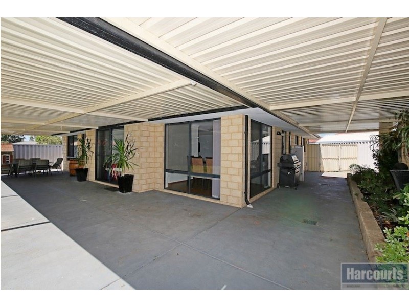 9 Manya Close, Greenfields WA 6210