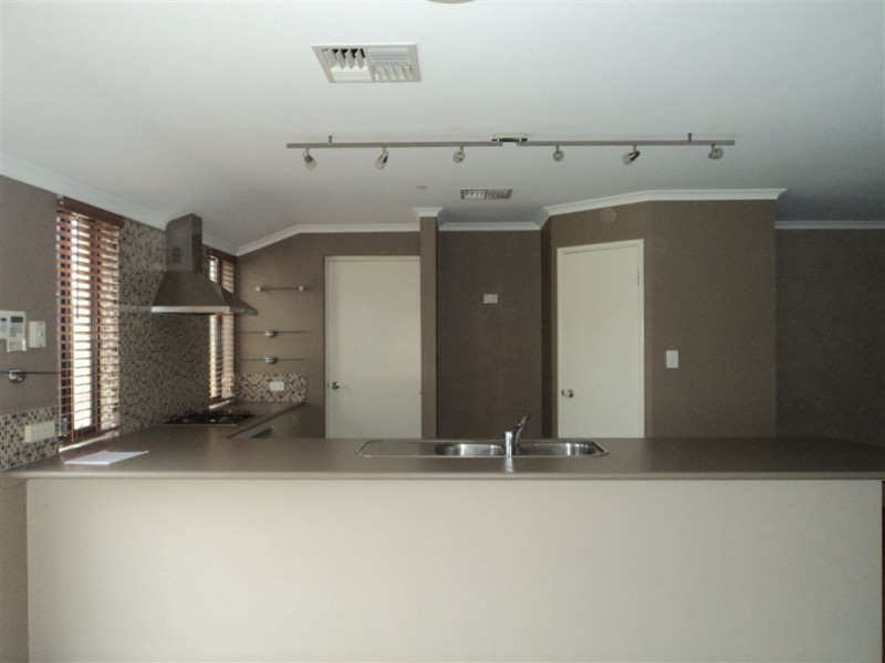 00 Chalice Rise, Lakelands WA 6180