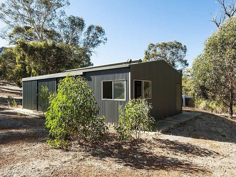 380 Hall Road, Waroona WA 6215