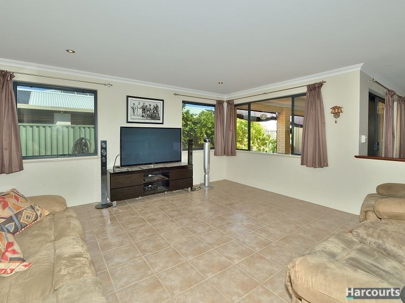 4 Gayze Retreat, Ravenswood WA 6208