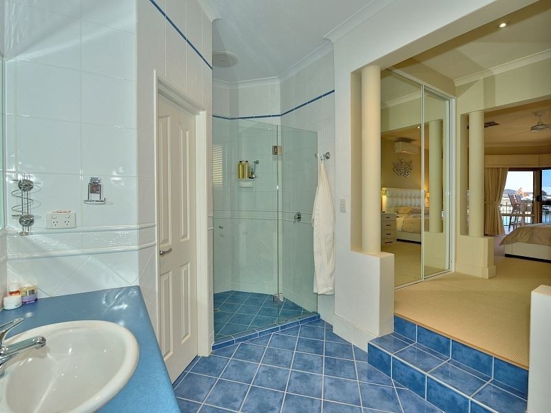 69 Aztec Island Retreat, Halls Head WA 6210