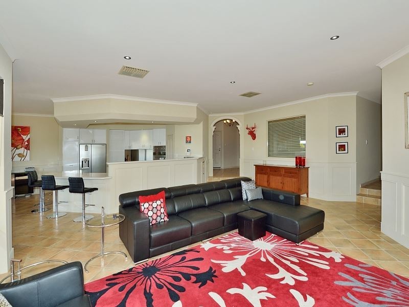 69 Aztec Island Retreat, Halls Head WA 6210