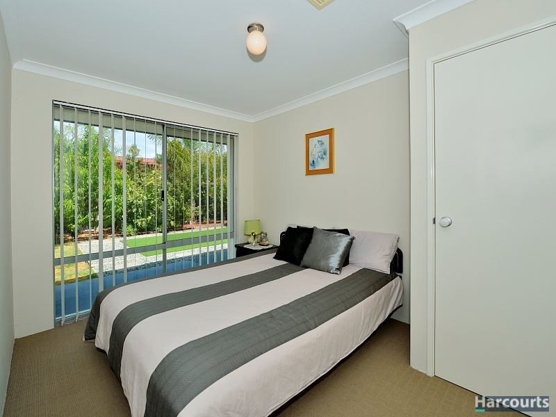 2 Boardwalk Boulevard, Halls Head WA 6210