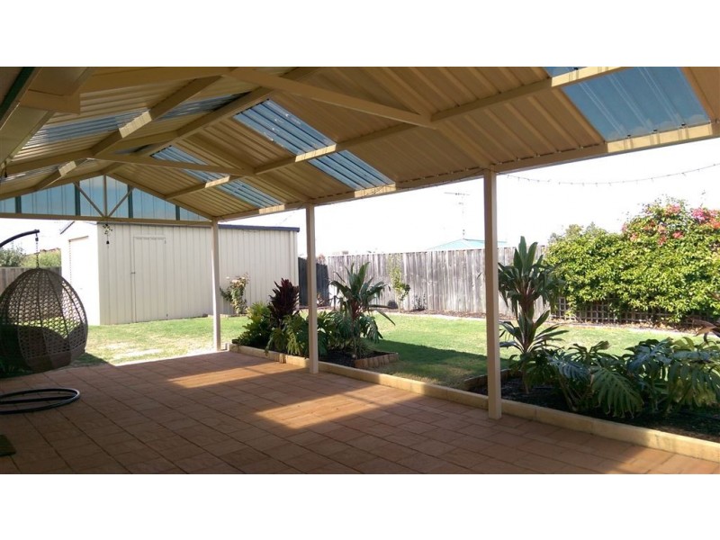 20 Seascapes Boulevard, Halls Head WA 6210