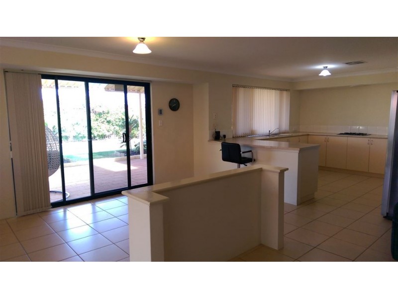 20 Seascapes Boulevard, Halls Head WA 6210