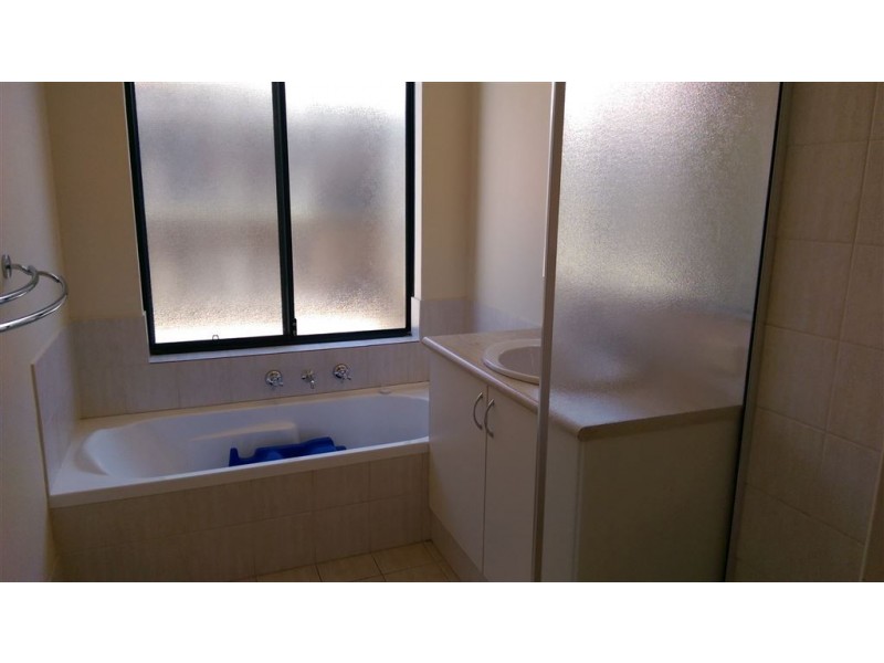 20 Seascapes Boulevard, Halls Head WA 6210