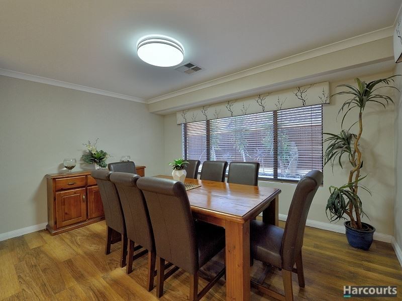 6 Alba Pass, Halls Head WA 6210