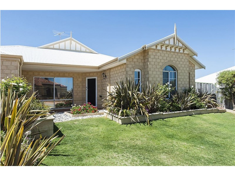 56 Quandong Parkway, Halls Head WA 6210