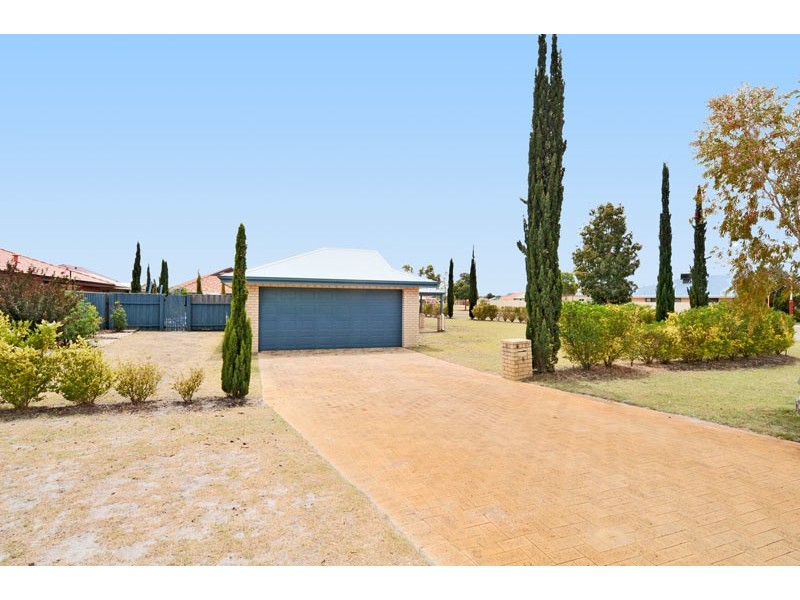 5 Grove Park Lane, Pinjarra WA 6208