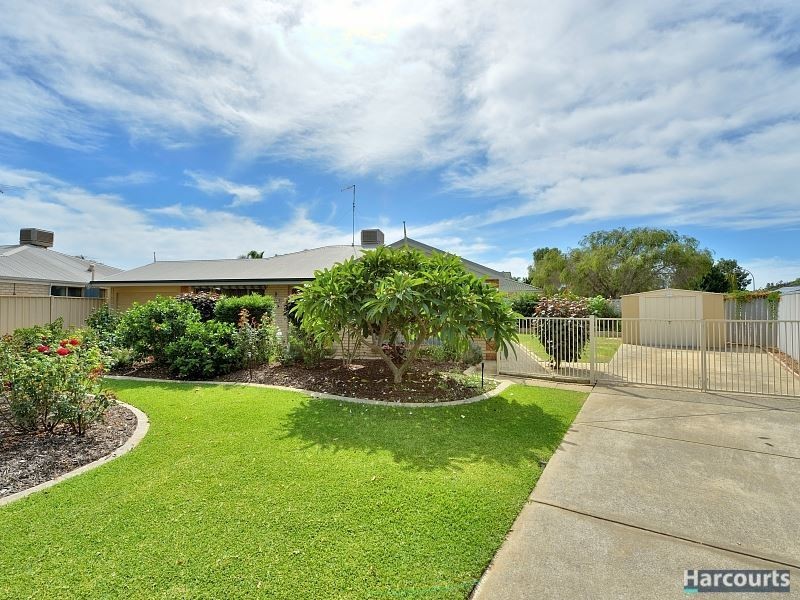 1A Takura Close, Greenfields WA 6210