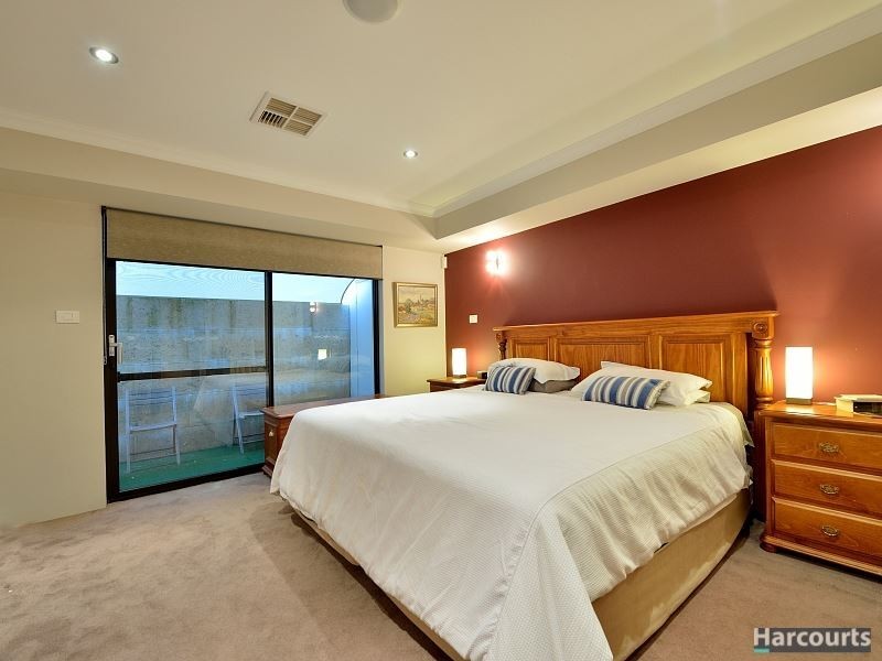 24 Caddadup Retreat, Dawesville WA 6211