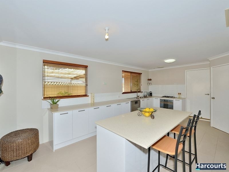 5 Fremont Crescent, Secret Harbour WA 6173