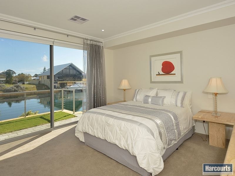 109 Avocet Island Retreat, Wannanup WA 6210