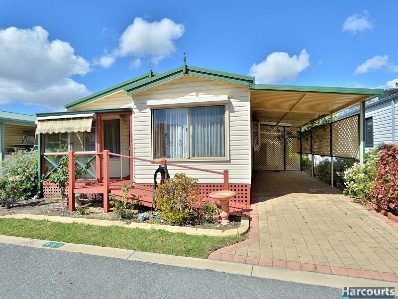137 Boronia Way, Mandurah WA 6210