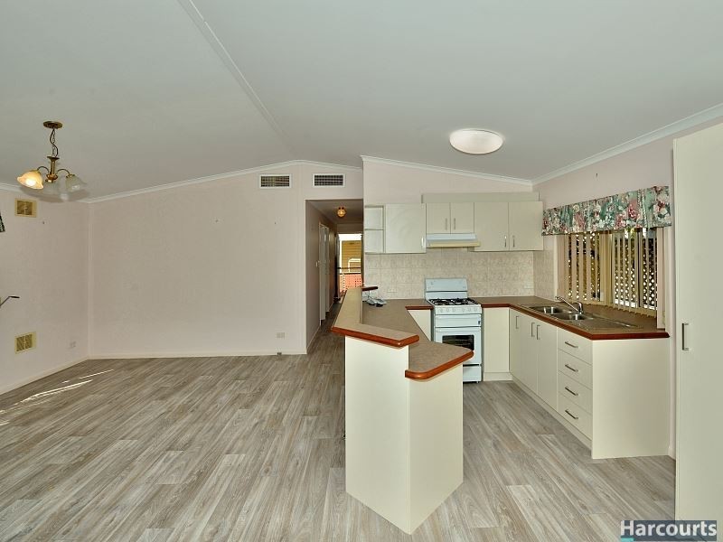 137 Boronia Way, Mandurah WA 6210