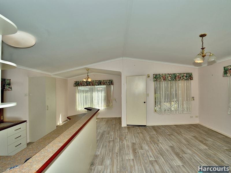 137 Boronia Way, Mandurah WA 6210