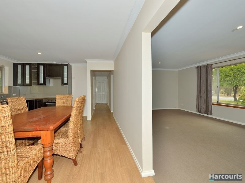 8 Correas Street, North Yunderup WA 6208