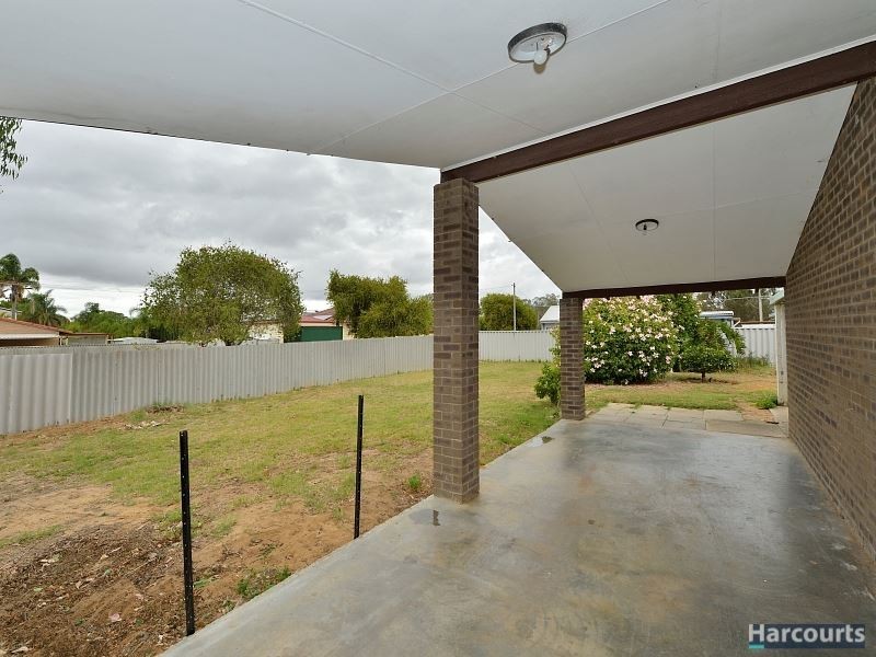 8 Correas Street, North Yunderup WA 6208