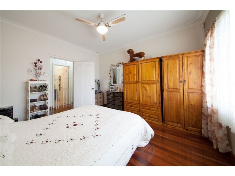 2 Eastcott Street, Waroona WA 6215