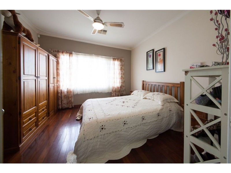 2 Eastcott Street, Waroona WA 6215