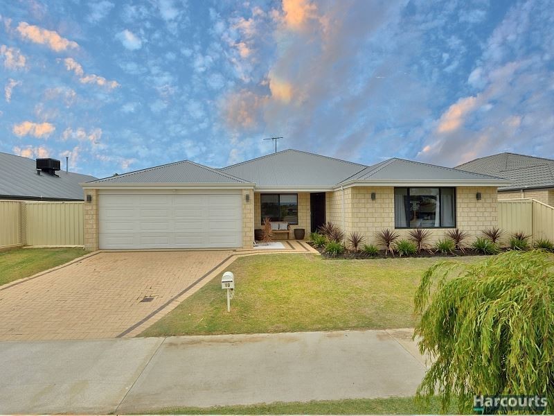 10 Badgerup Avenue, Lakelands WA 6180