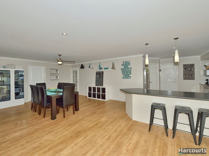 10 Badgerup Avenue, Lakelands WA 6180