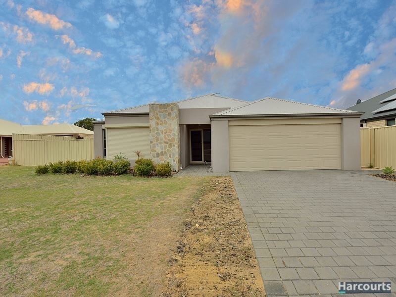 8 Pelora View, Lakelands WA 6180