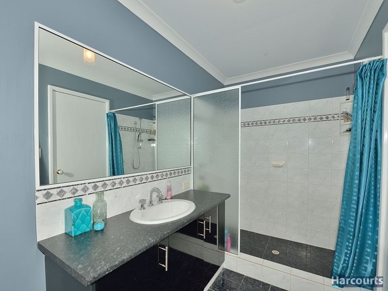 4 Keppel Mews, Halls Head WA 6210