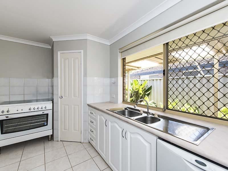 7 Kedron Place, Greenfields WA 6210