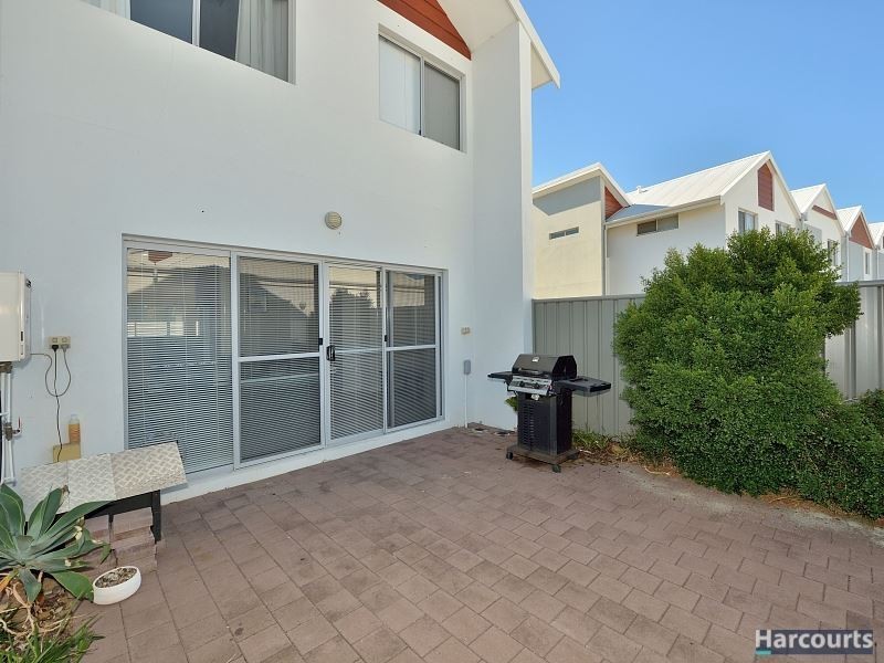 28/5 Bower Drive, Erskine WA 6210