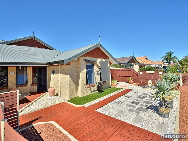 131 Peelwood Parade, Halls Head WA 6210