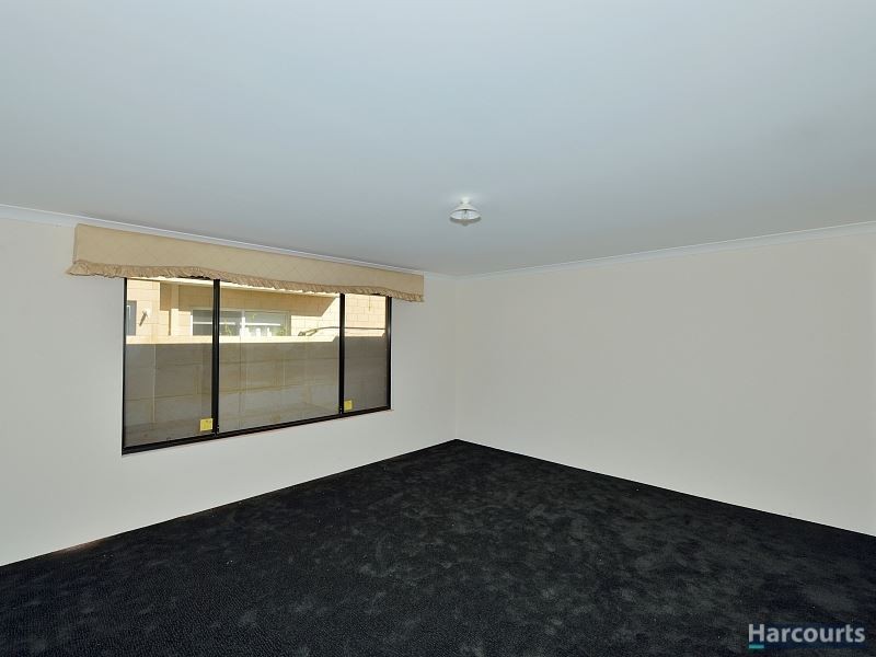 57 Waterlily Drive, Dudley Park WA 6210