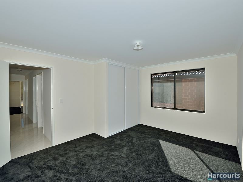57 Waterlily Drive, Dudley Park WA 6210